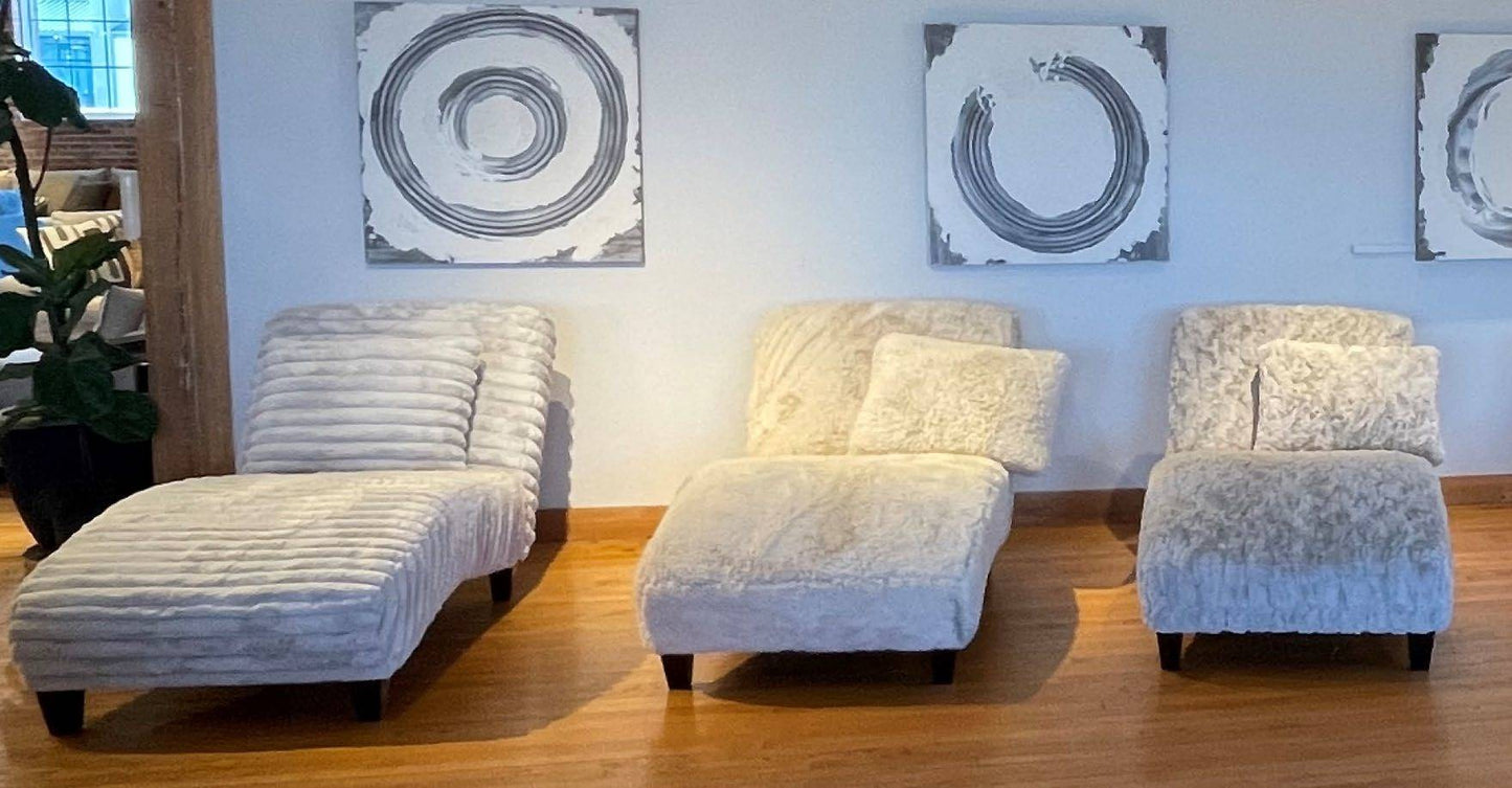 Chaise Lounge