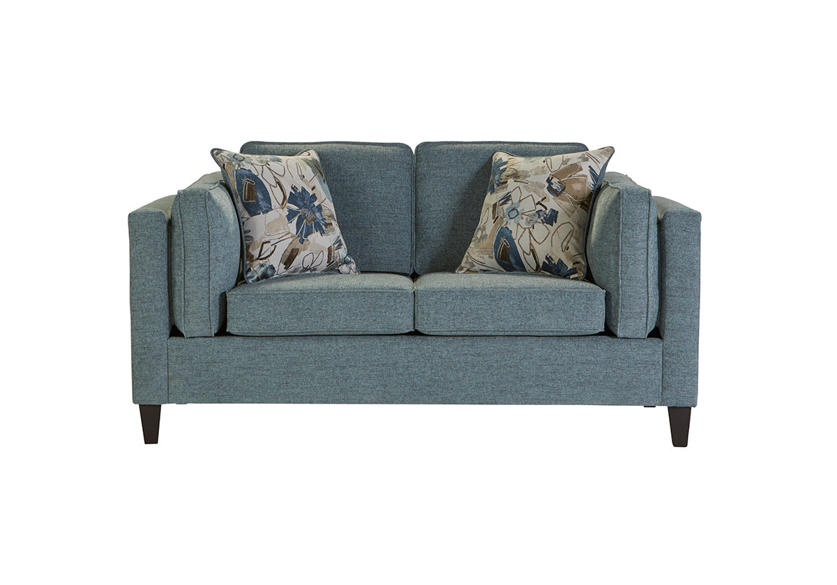 21100 - Titan Cruise Loveseat