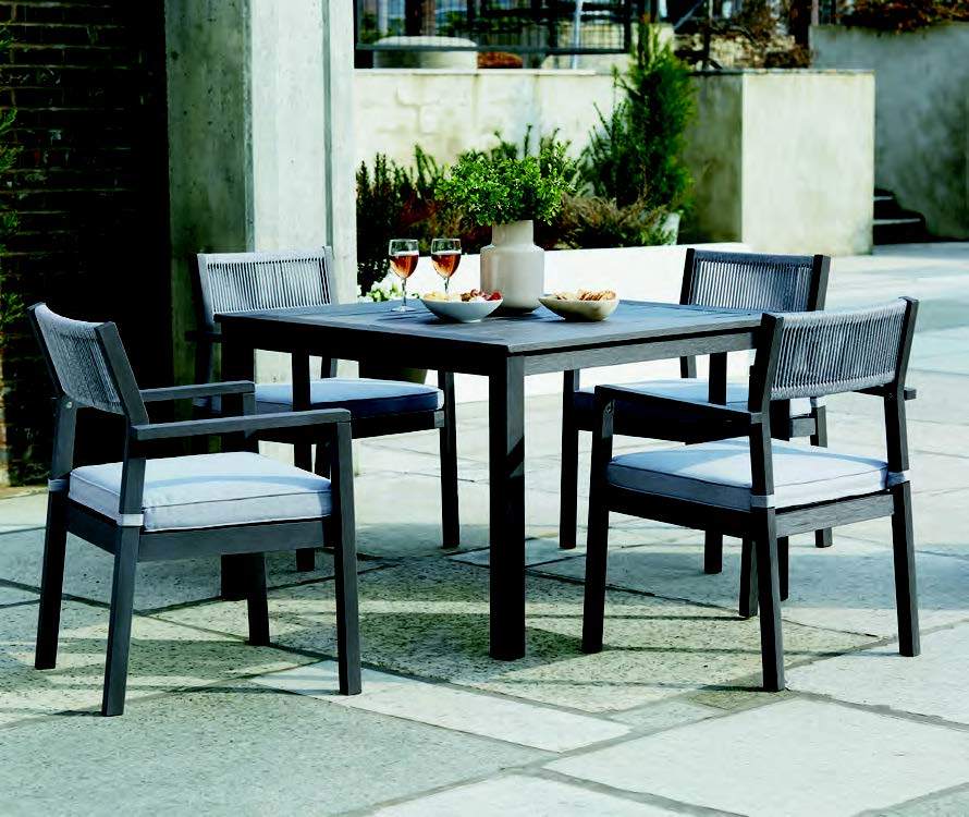 Eden Town Square Dining Table w/UMB Option