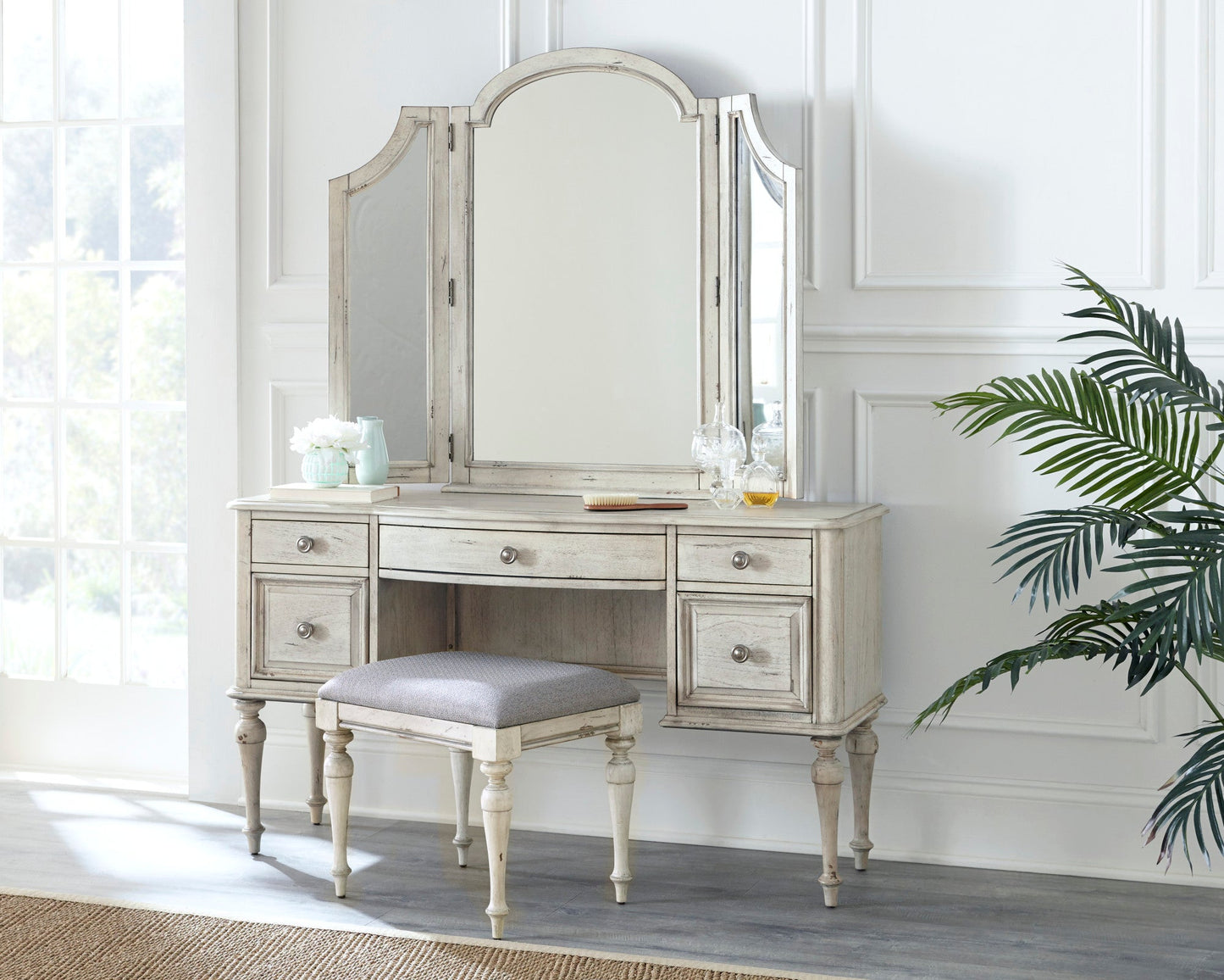 Highland Park Cathedral White Vanity/Mirror/Bench