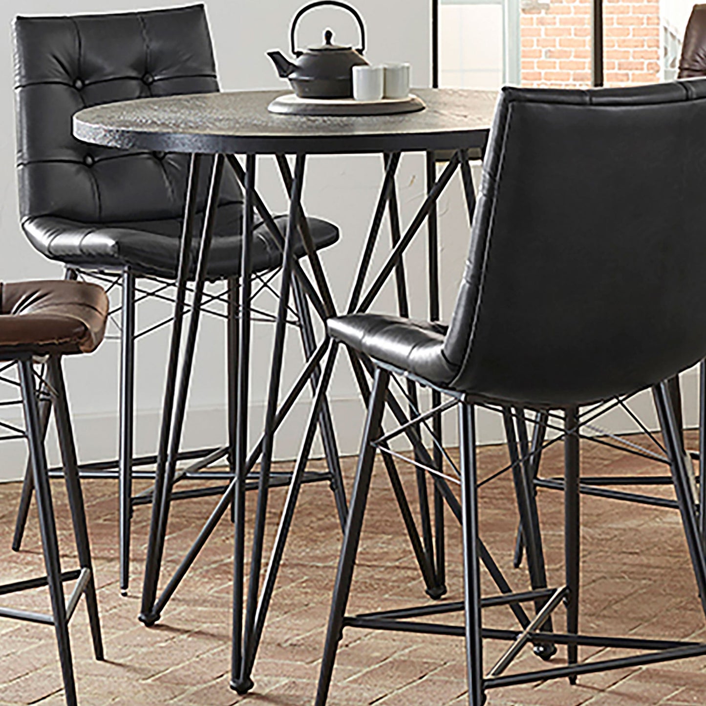 Rennes Round Table Black and Gunmetal