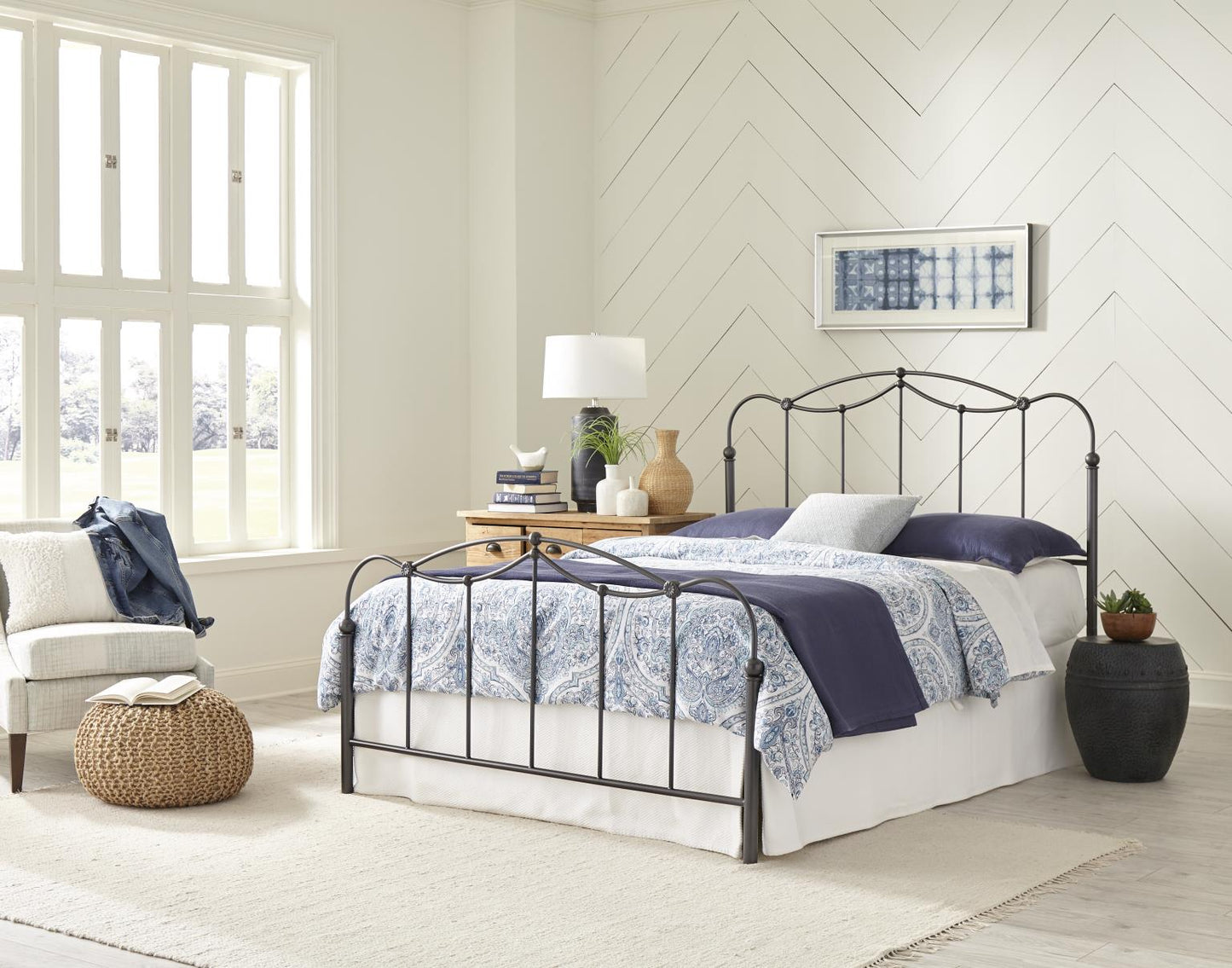 Powder Coated Metal BedQueen Rails