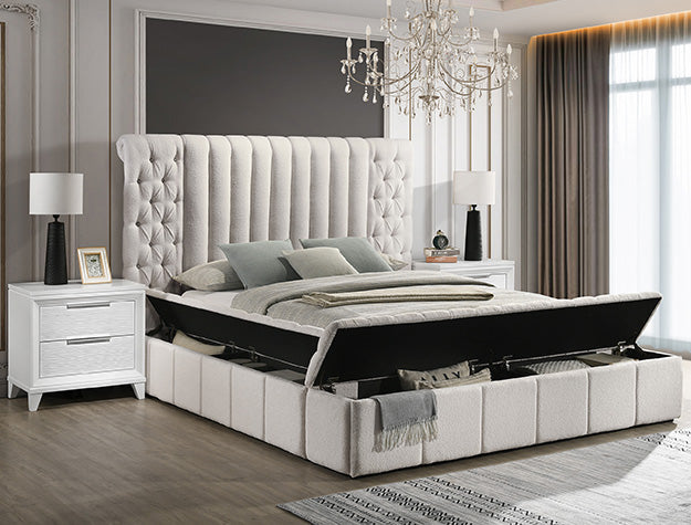 DANBURY WHITE QUEEN BOUCLE HB