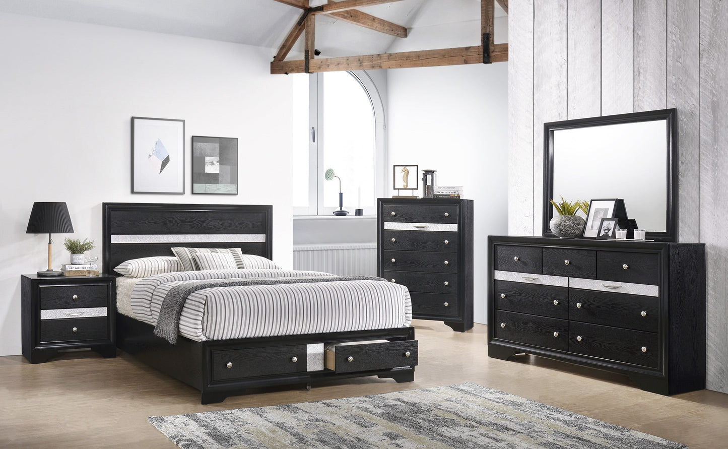 REGATA BLACK/SILVER QUEEN HB/FB