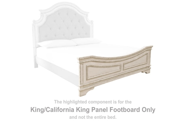 Realyn Chipped White King/Cal King Panel Footboard