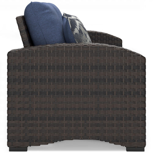 Windglow Loveseat w/2 Throw Pillows