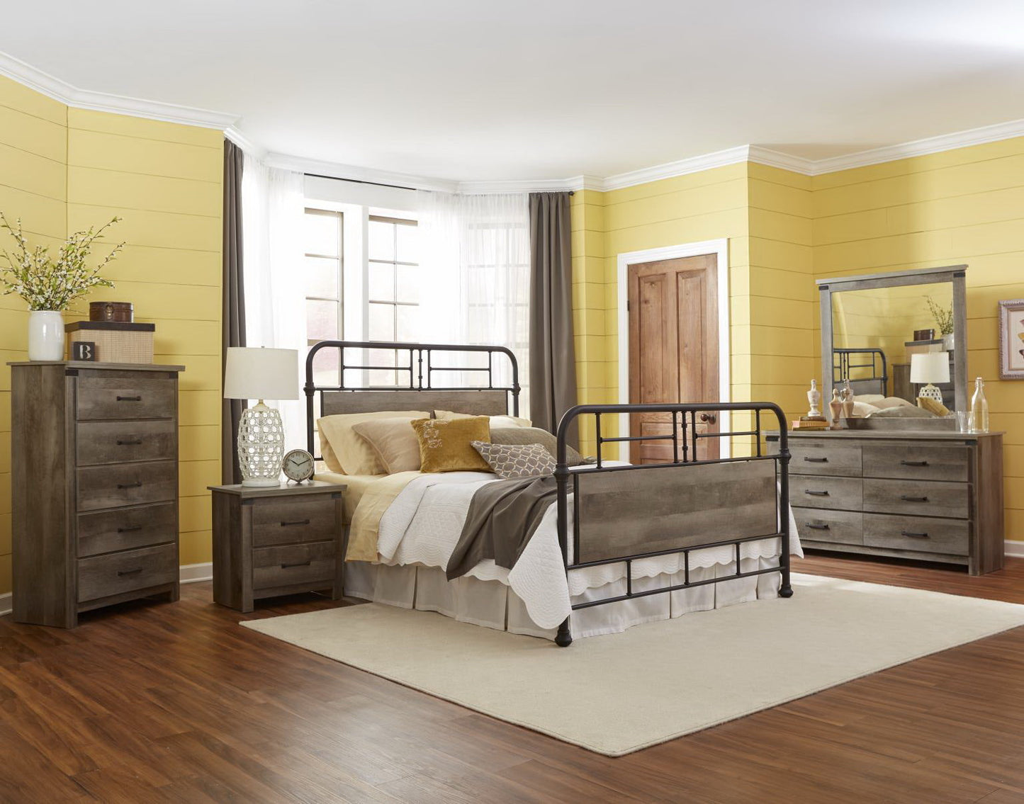 Gambrel Metal Bed Queen Headboard & Footboard