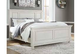Robbinsdale Queen Panel Headboard