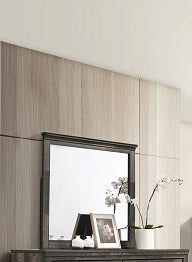 CARTER BROWN MIRROR