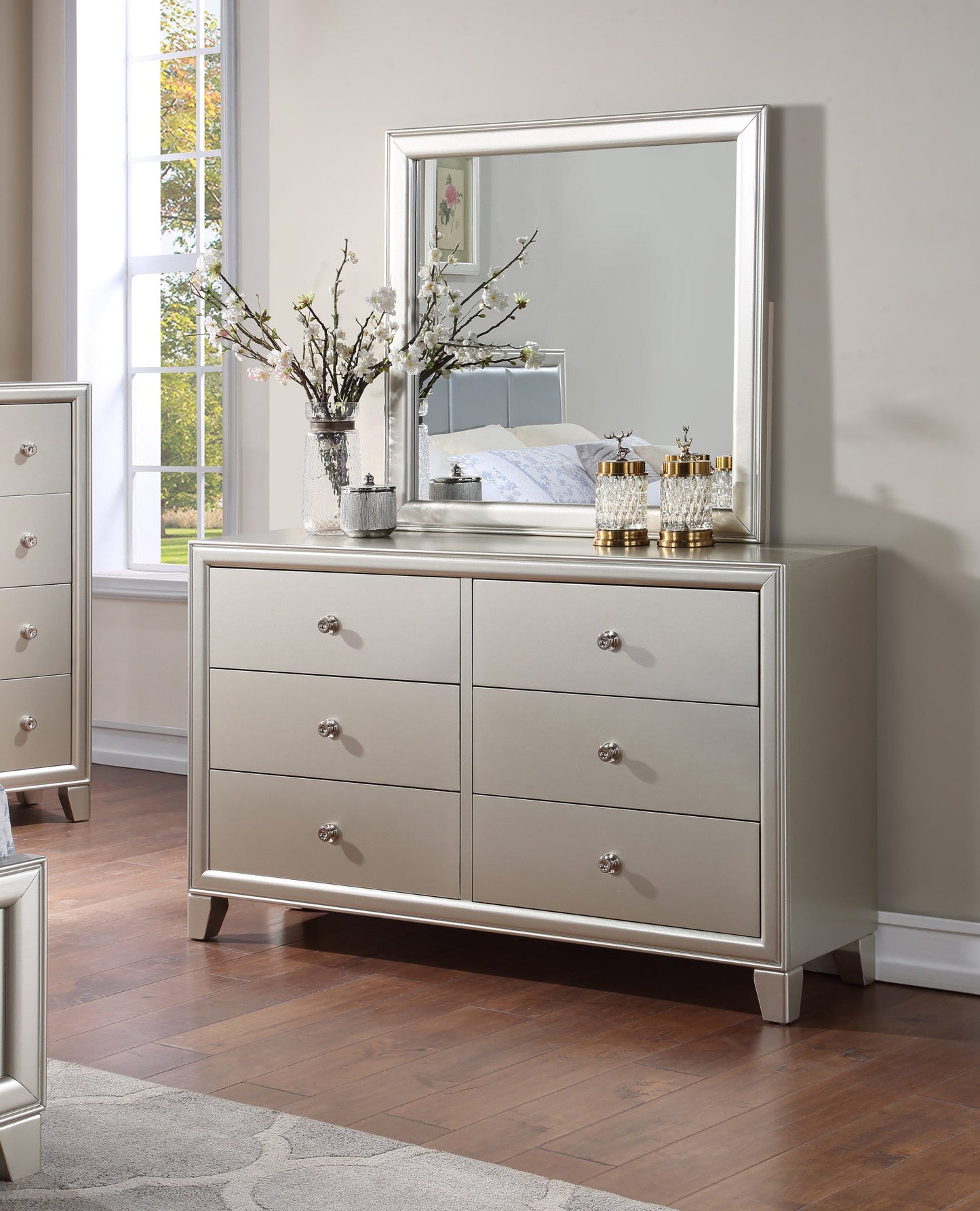 Omni Dresser