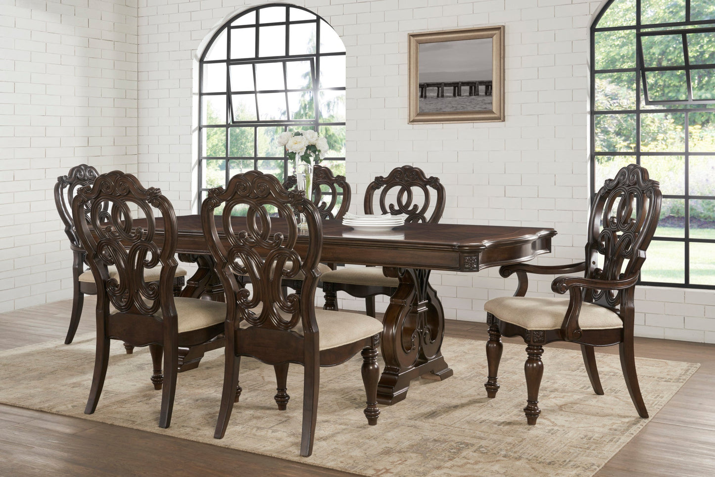 Royale 8pc Dining Set