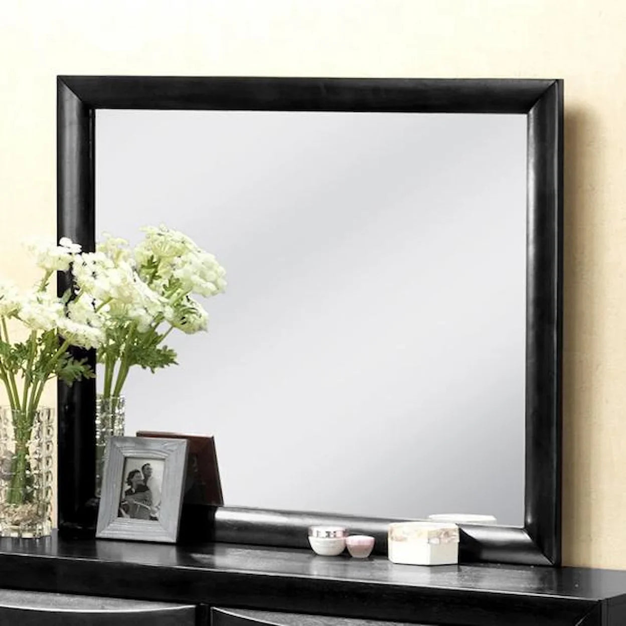 EMILY BLACK DRESSER TOP