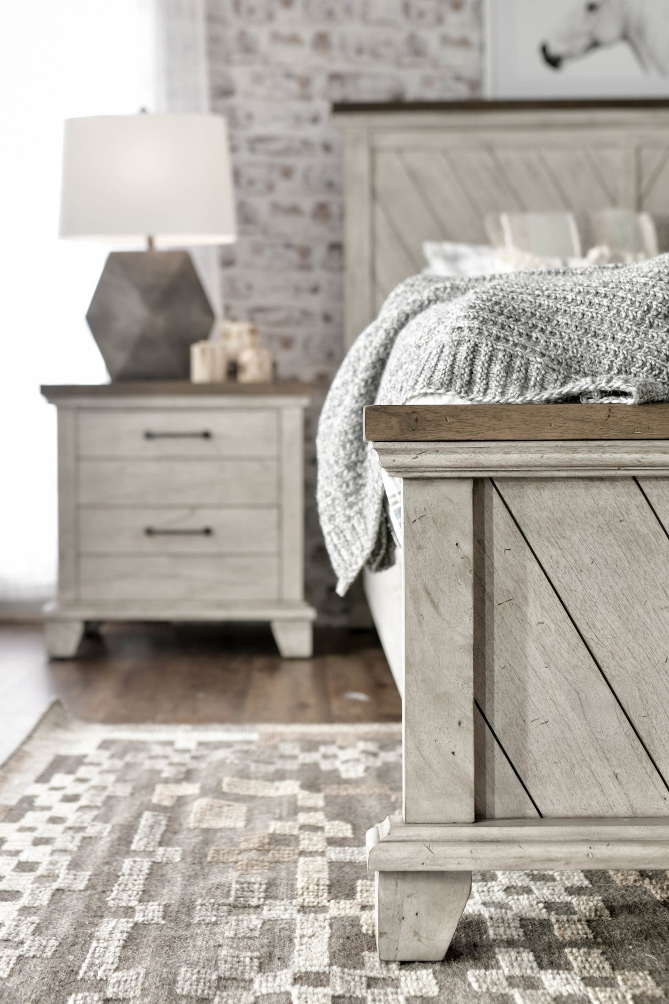Bear Creek Queen Bed