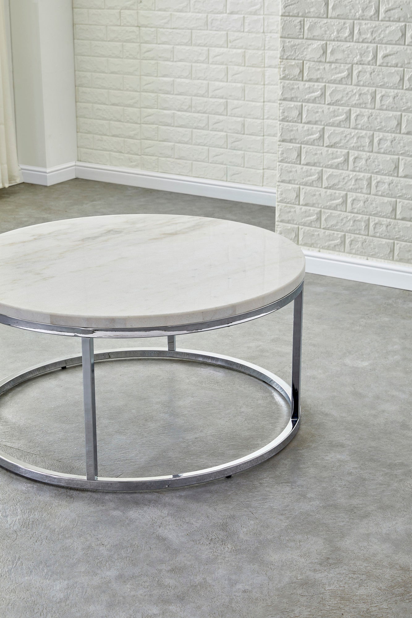 Echo White Marble Top Round