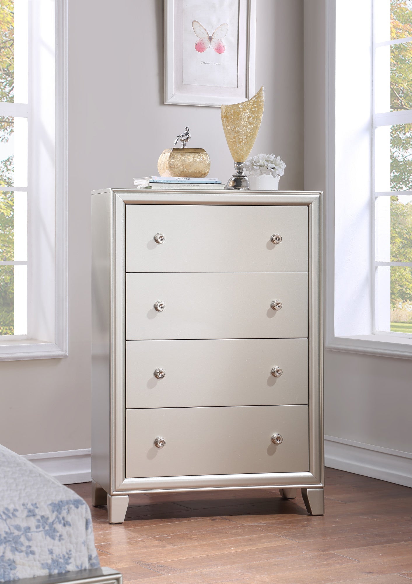 Omni Chest
