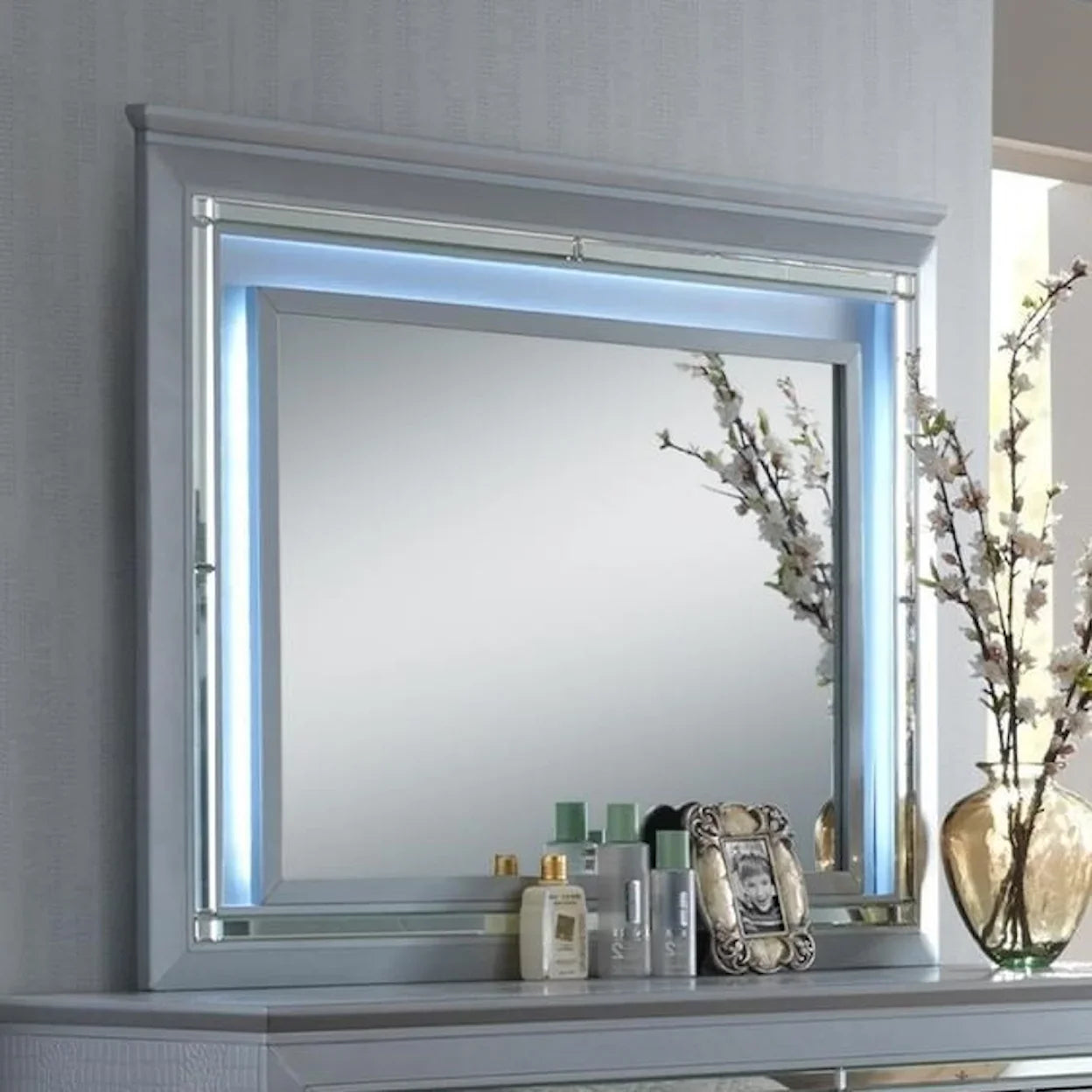 LILLIAN LED DRESSER TOP
