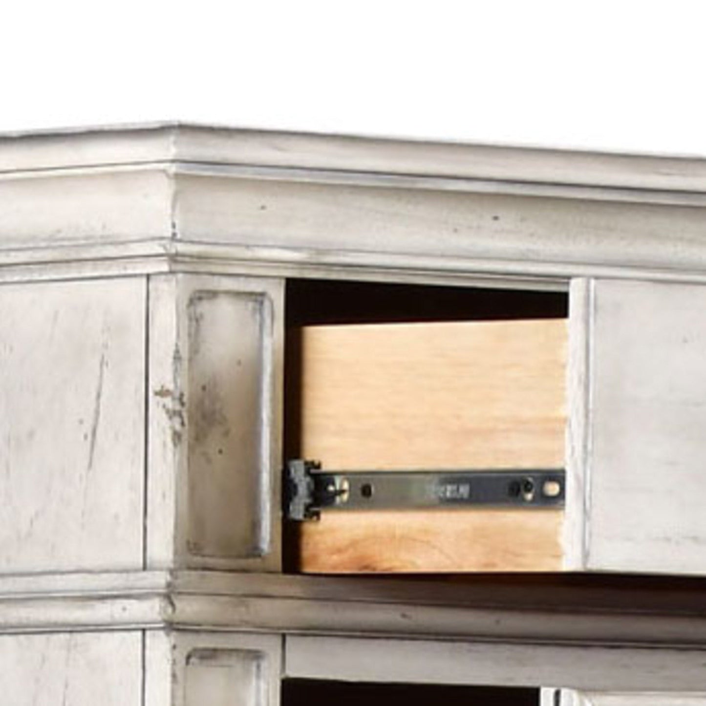 Highland Park Cathedral White Chest