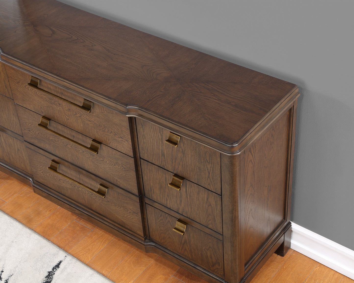 Milan Dresser