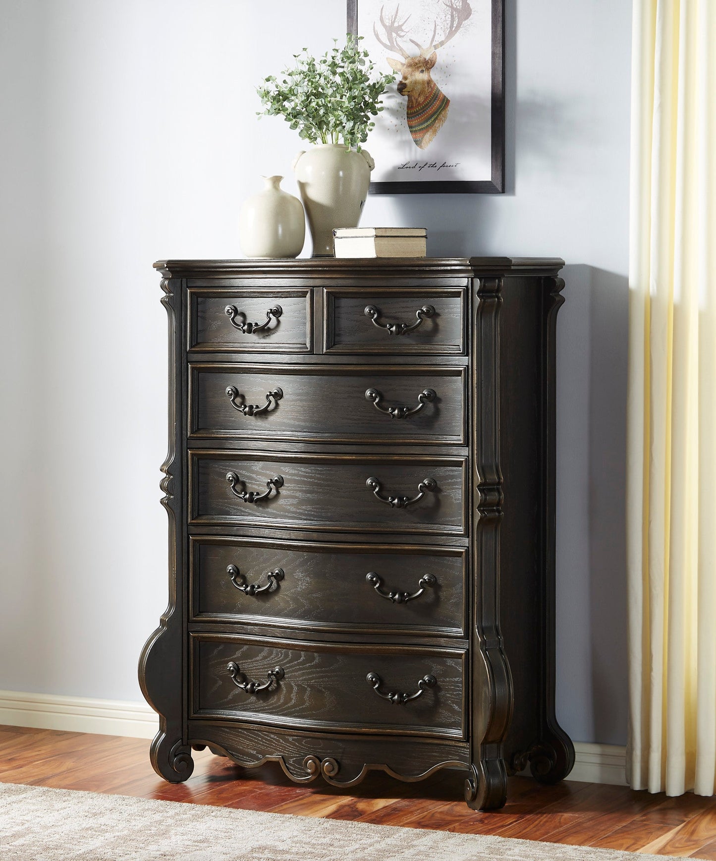 Royale Lift Top Chest