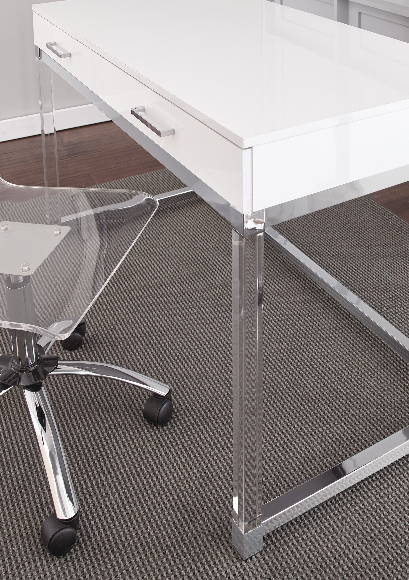 Everett Desk White