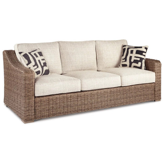 Beachcroft Sofa w/Cushion (2 Throw Pillows)