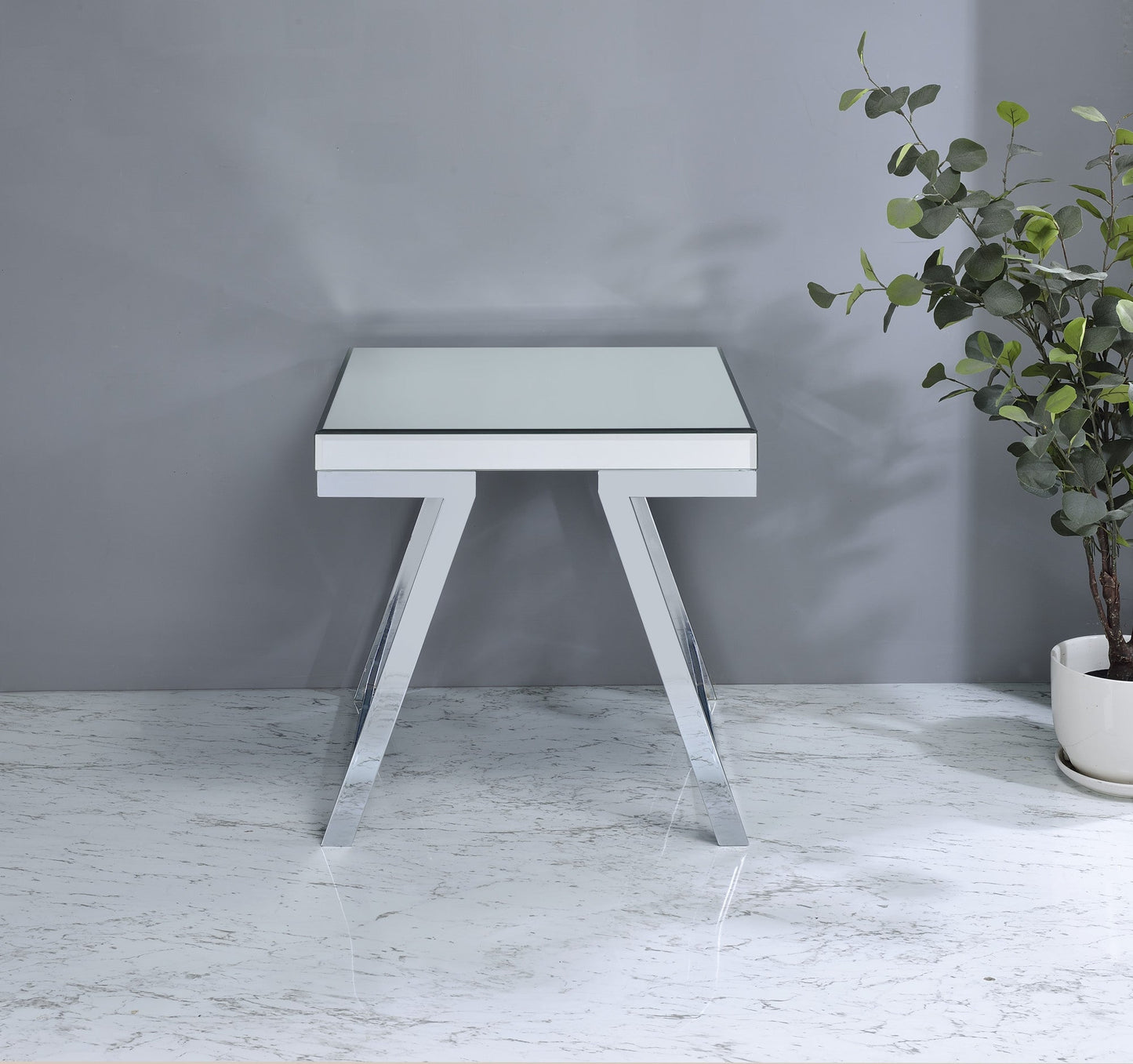 Alfresco Mirrored Top Square End Table