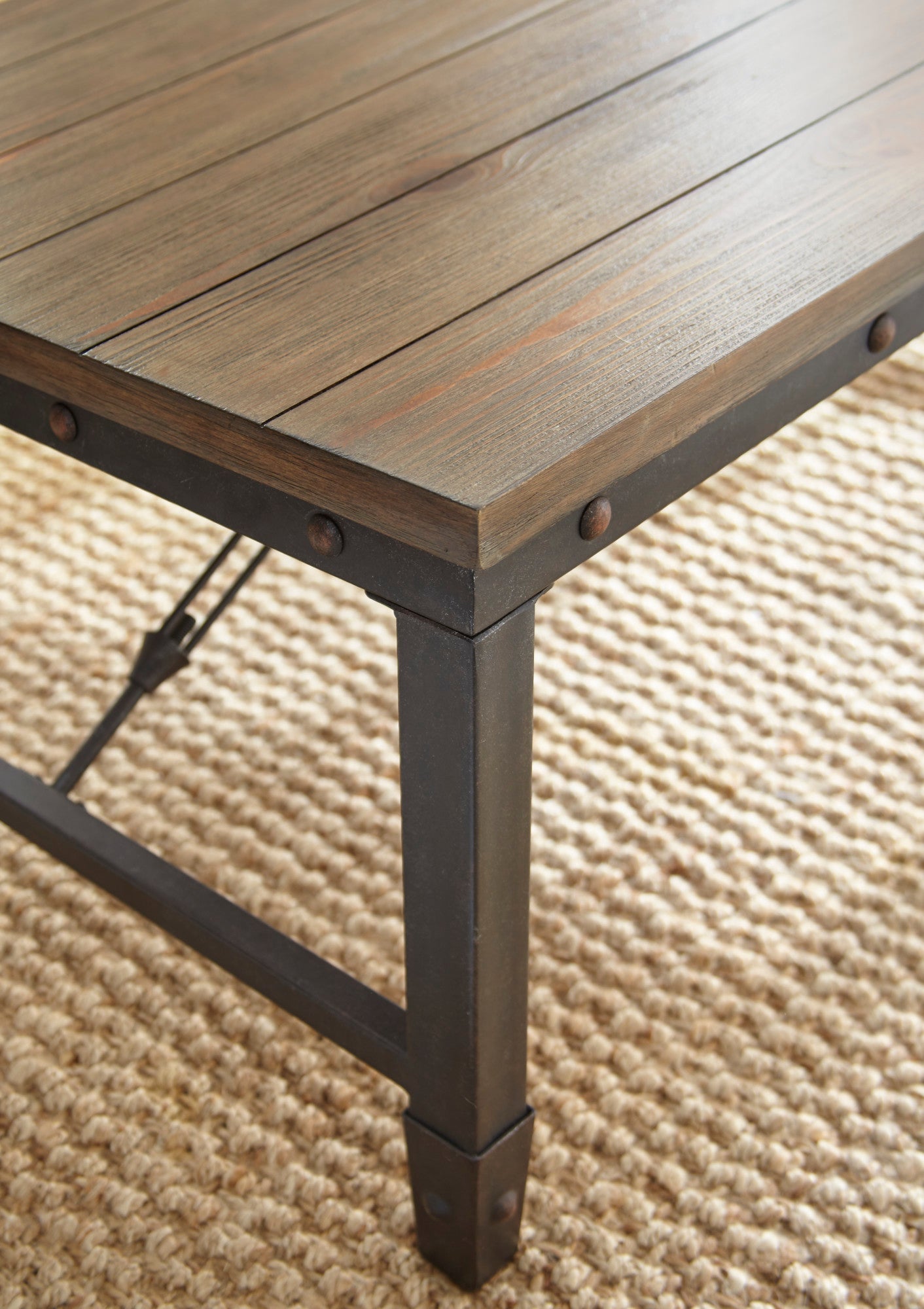 Jersey Cocktail Table