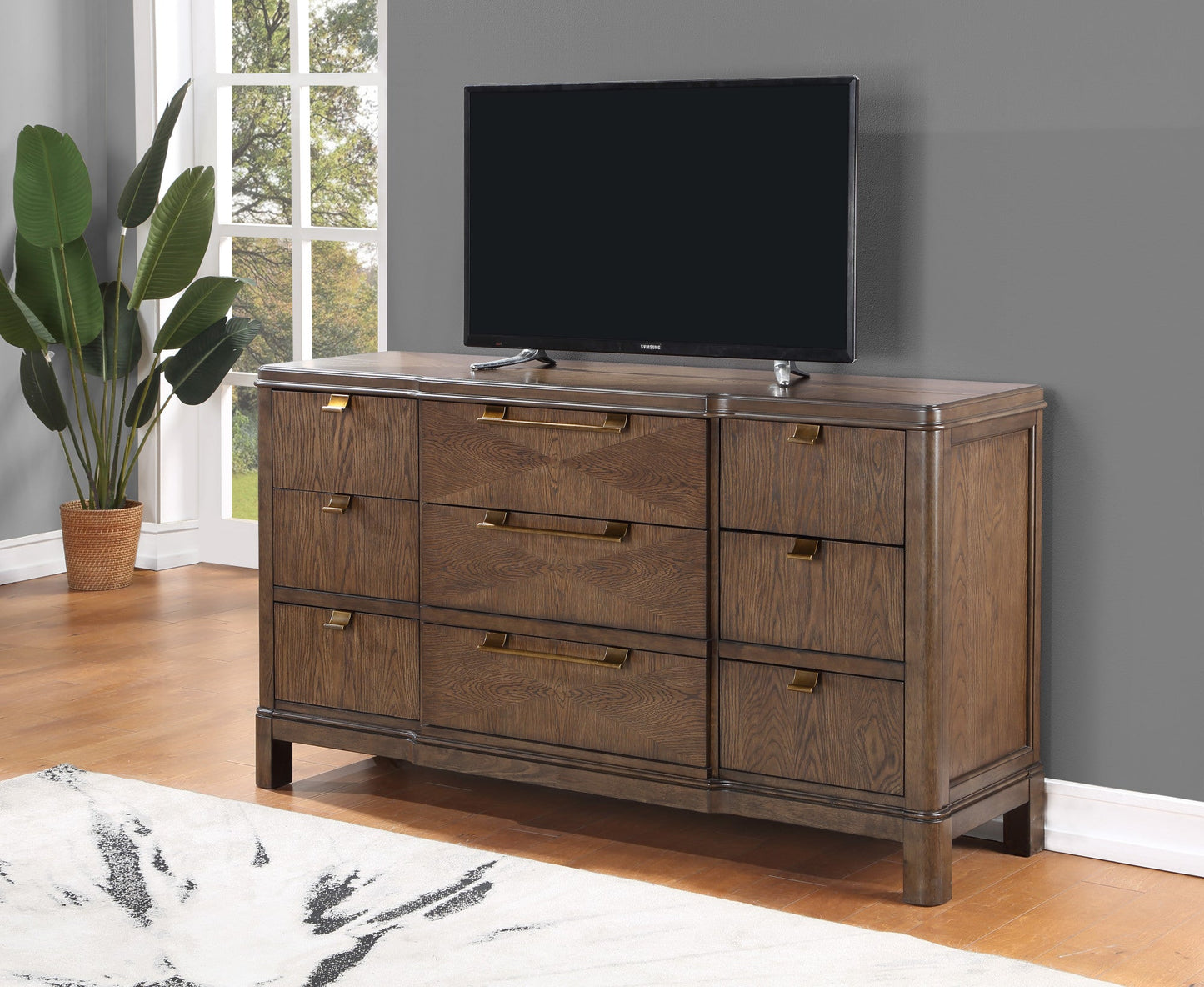 Milan Dresser