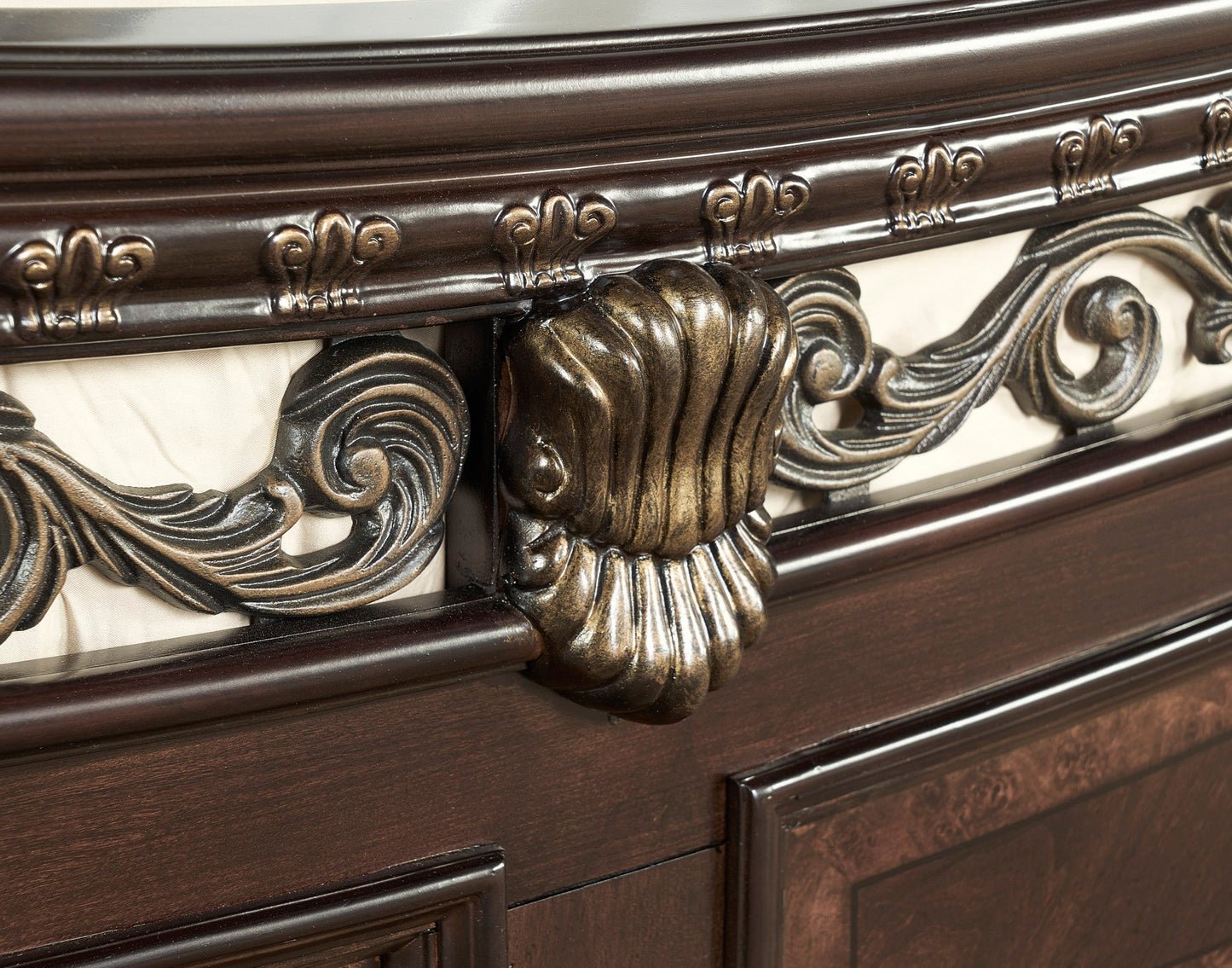 Monte Carlo King 4PC Bedroom