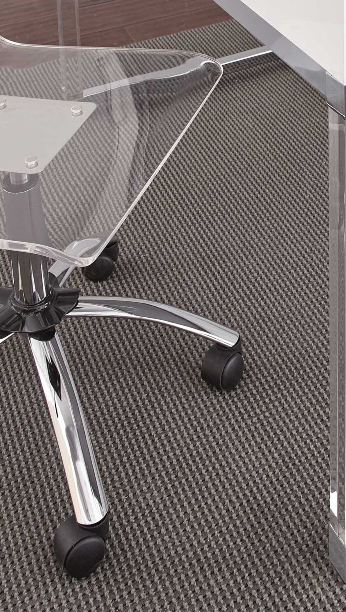 Arthur Adjustable Swivel Chair