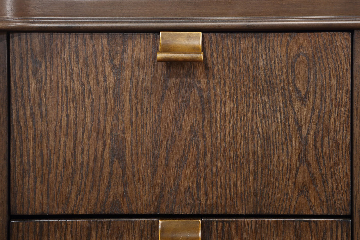 Milan Dresser