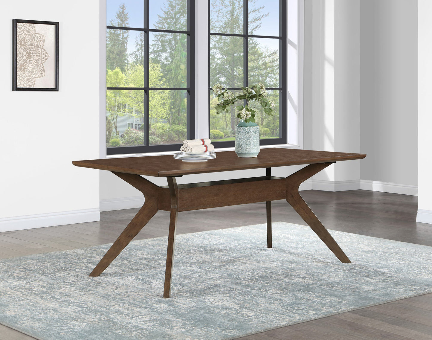Quinn Dining Table